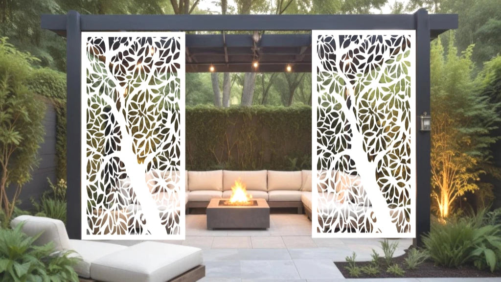 Forest Intertwine metal privacy screen in Bright White Gloss, bringing a crisp, clean look to any patio space.